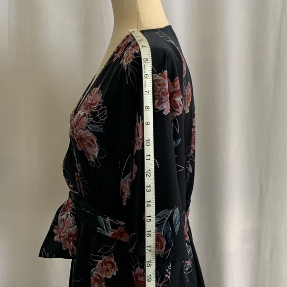 JESSICA SIMPSON SZ Lg FLORAL LOW-CUT BELTED TUNIC - Picture 11 of 15